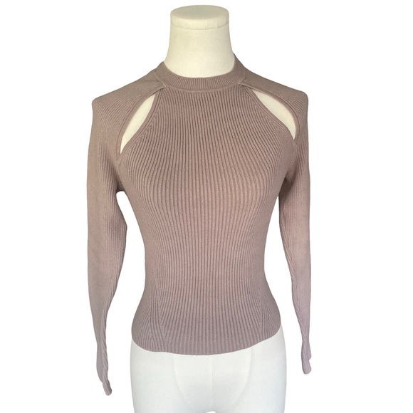 Abercrombie & Fitch Sweaters - Abercrombie & Fitch Ribbed Cutout Long Sleeve Top Women’s Small